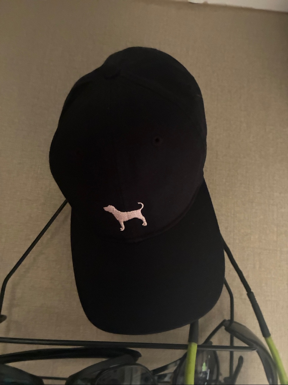 PINK Victoria's Secret Black Hat with Pink Dog Emblem OSFM - Picture 2 of 7